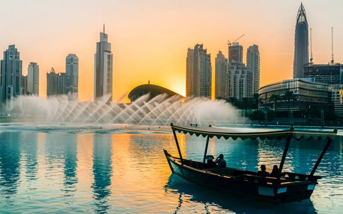 Discover Dubai : Top Five Luxurious Destinations You Can't Miss