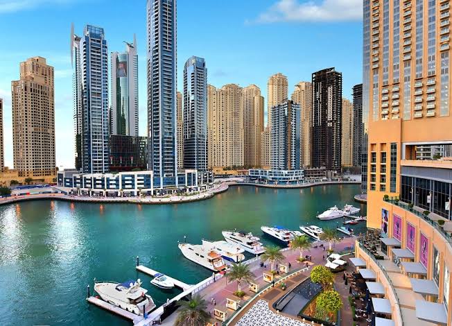 Discover Dubai : Top Five Luxurious Destinations You Can't Miss